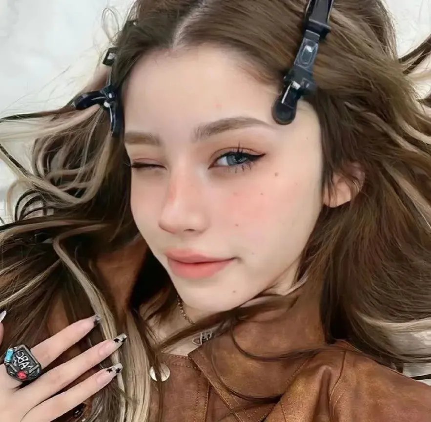 扭曲效应 在线观看